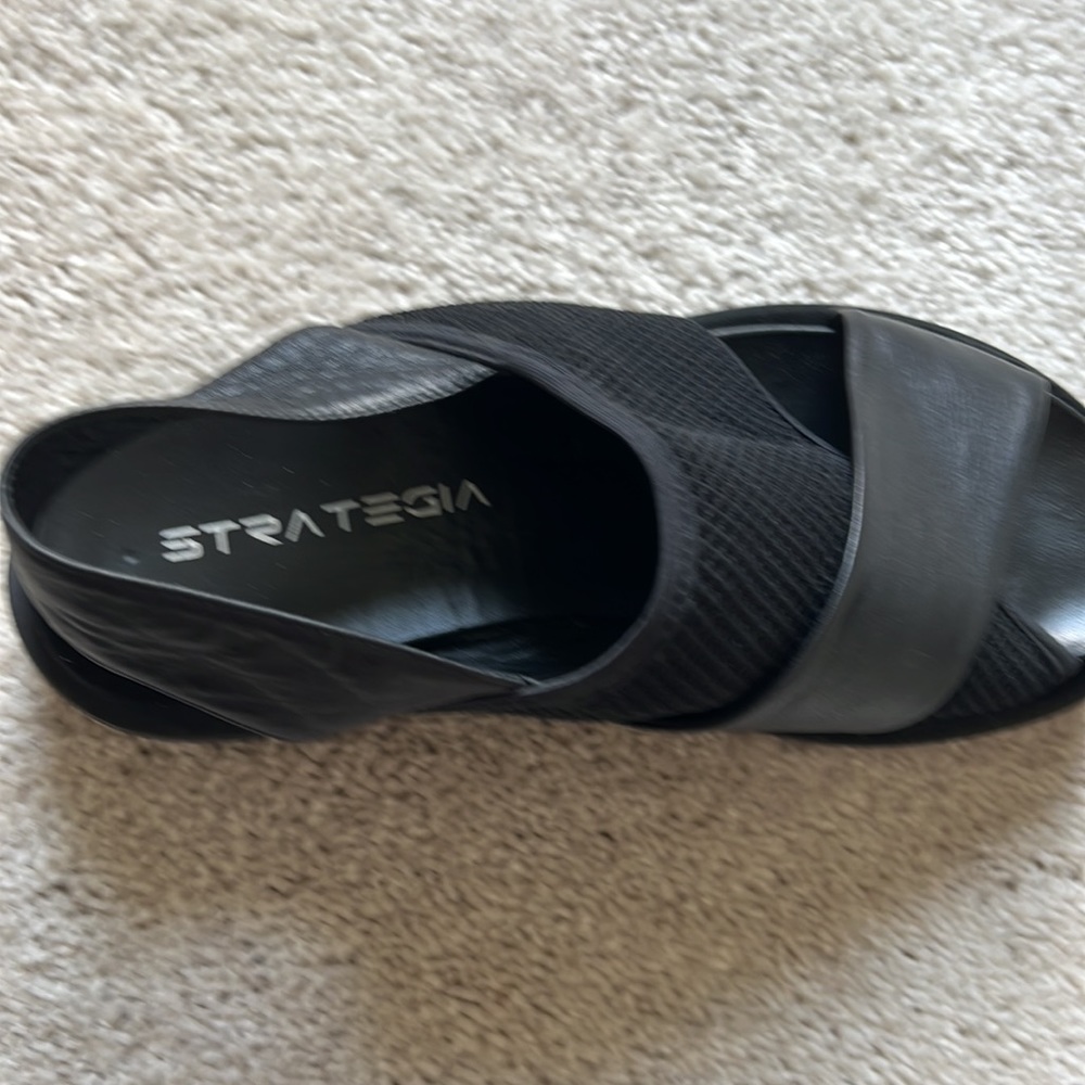 Strategia shoes - Picture 3 of 5
